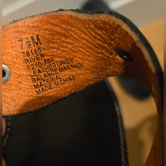 FRYE Riven LEATHER SANDAL Thong 7.5 Southwest Stud Western Coastal Cowgirl EUC - Picture 6 of 15